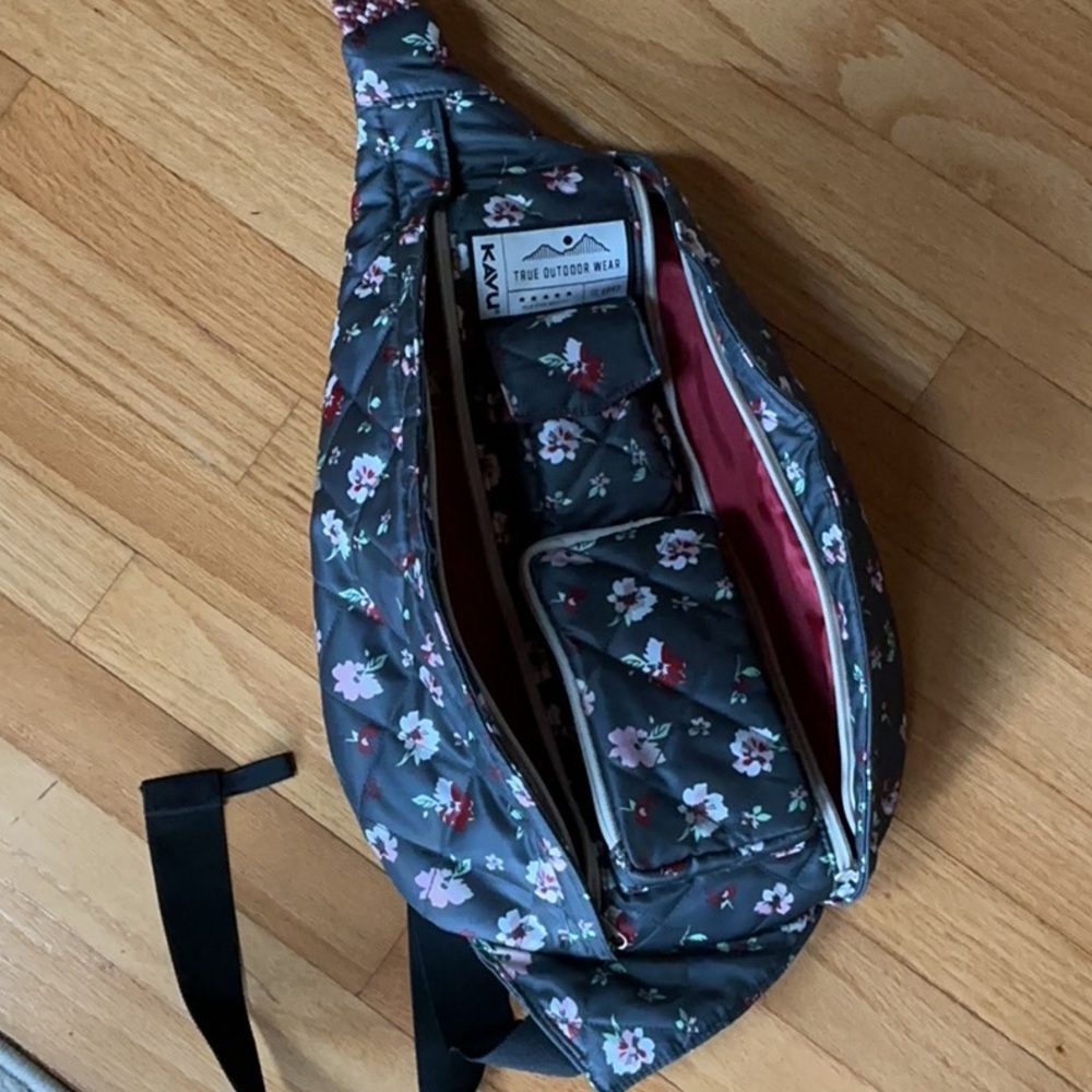 Kavu Rope Quilted Puff Bag - Picture 3 of 4
